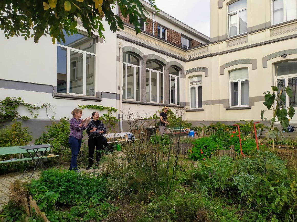  &copy; Incroyables comestibles Uccle 	