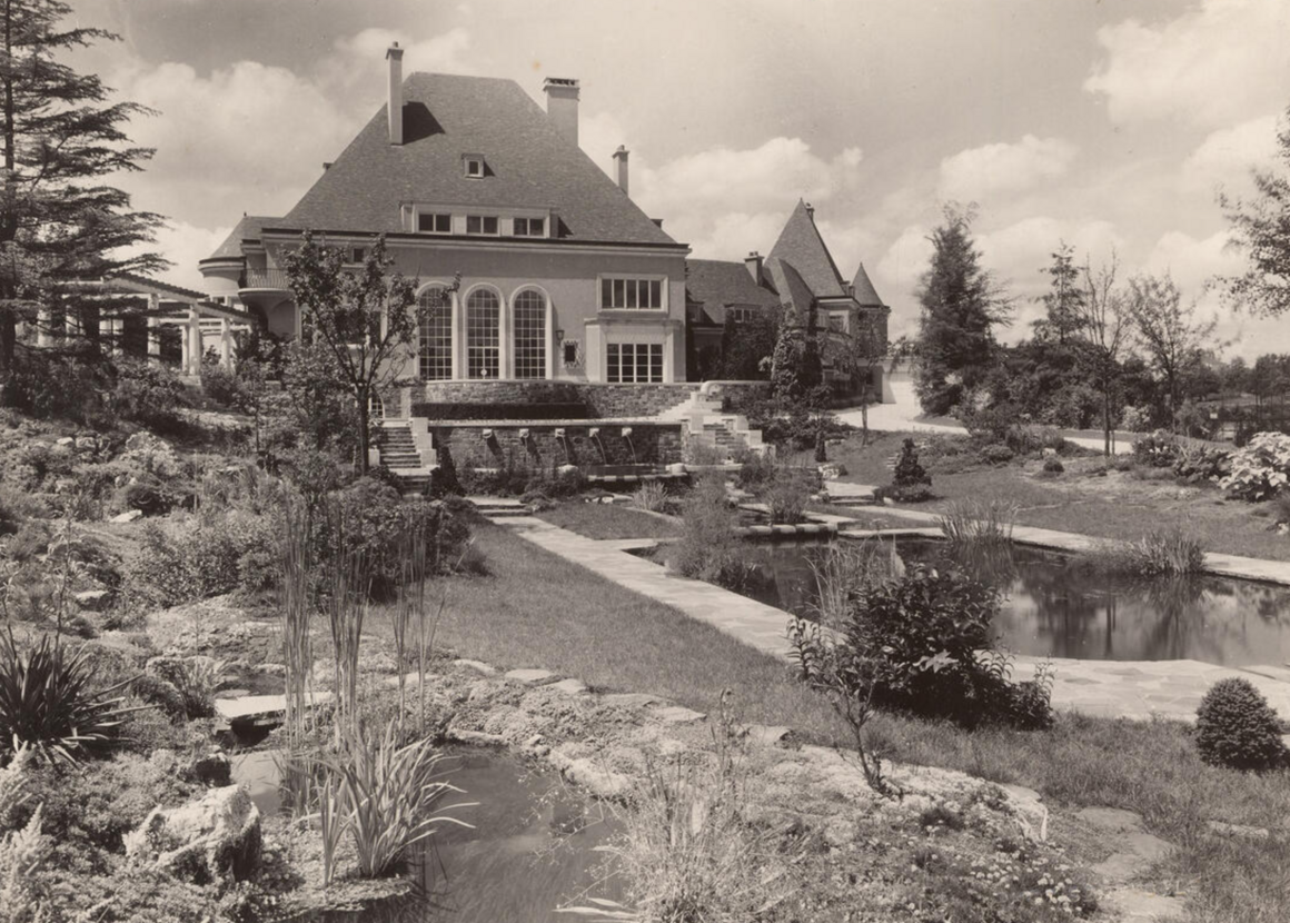  &copy; CIVA Collections	