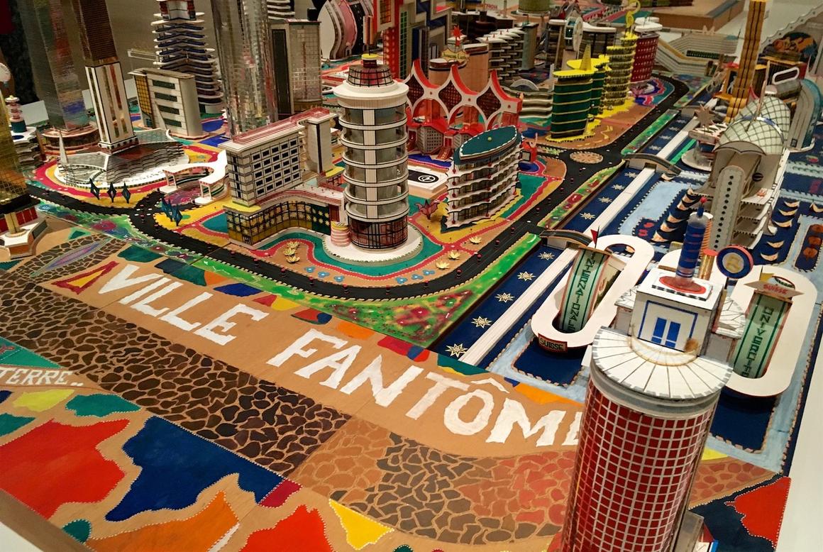  &copy; Julien De Bock - Bodys Isek Kingelez, detail from 