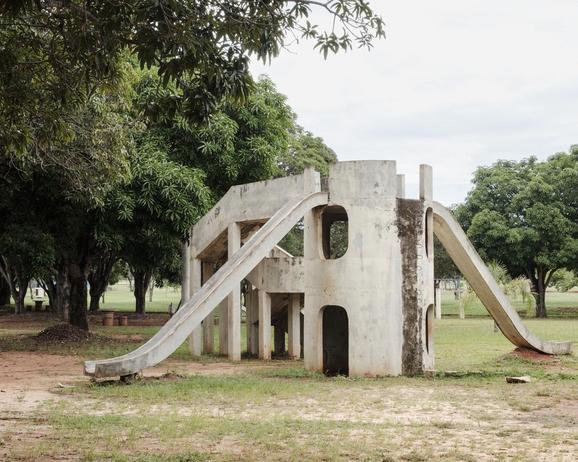speelstructuur in een park
