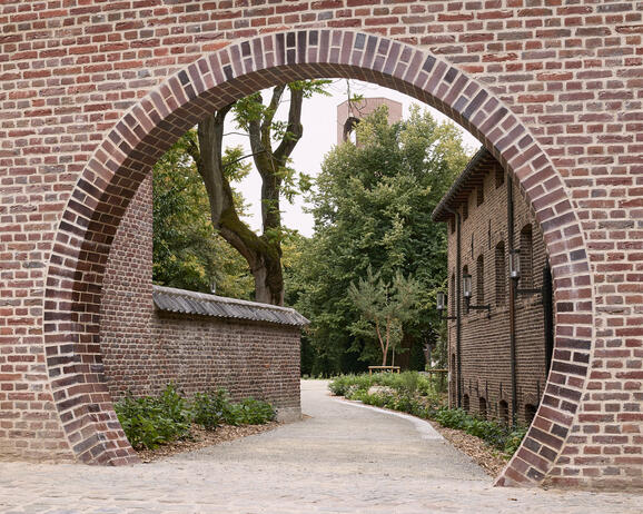 Hasselt beguinage refurbishment, icw officeDKA