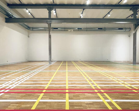 Institution Building, 2021; exhibition design by Jan De Vylder and Inge Vinck.